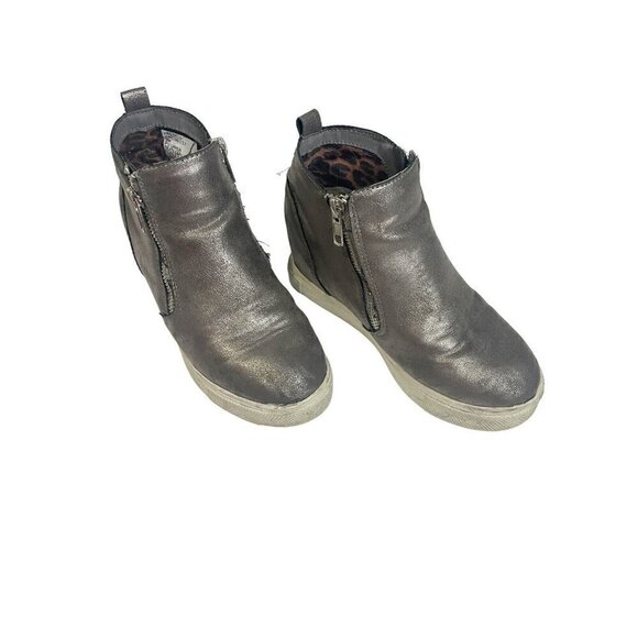 Steve Madden Wedgie Side Zipper Soft Suede leather Sneaker Gray girls boots 3 - Picture 6 of 6